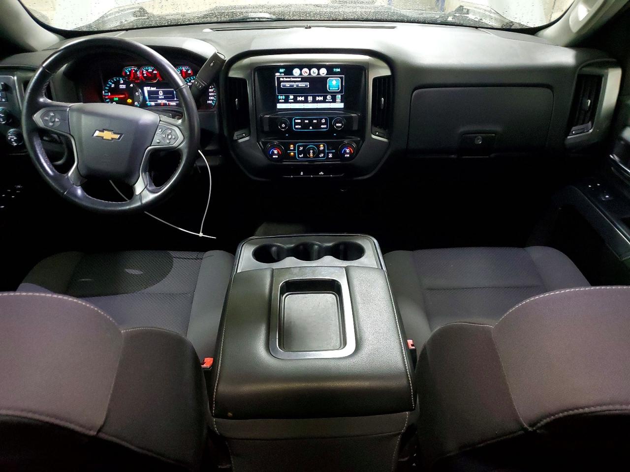 2018 CHEVROLET SILVERADO K1500 LT photo 8