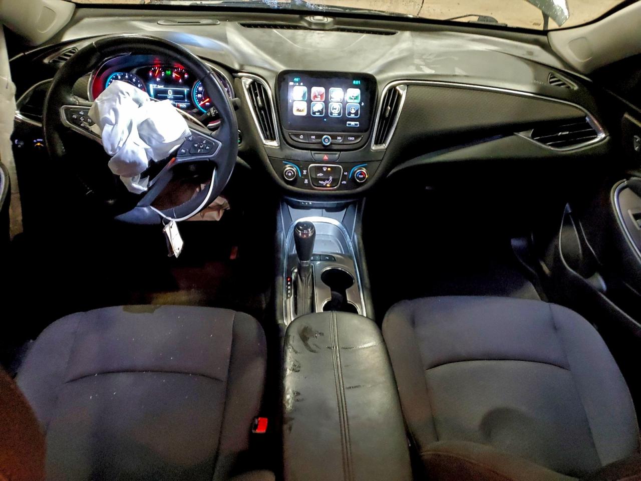 2018 CHEVROLET MALIBU LT photo 8