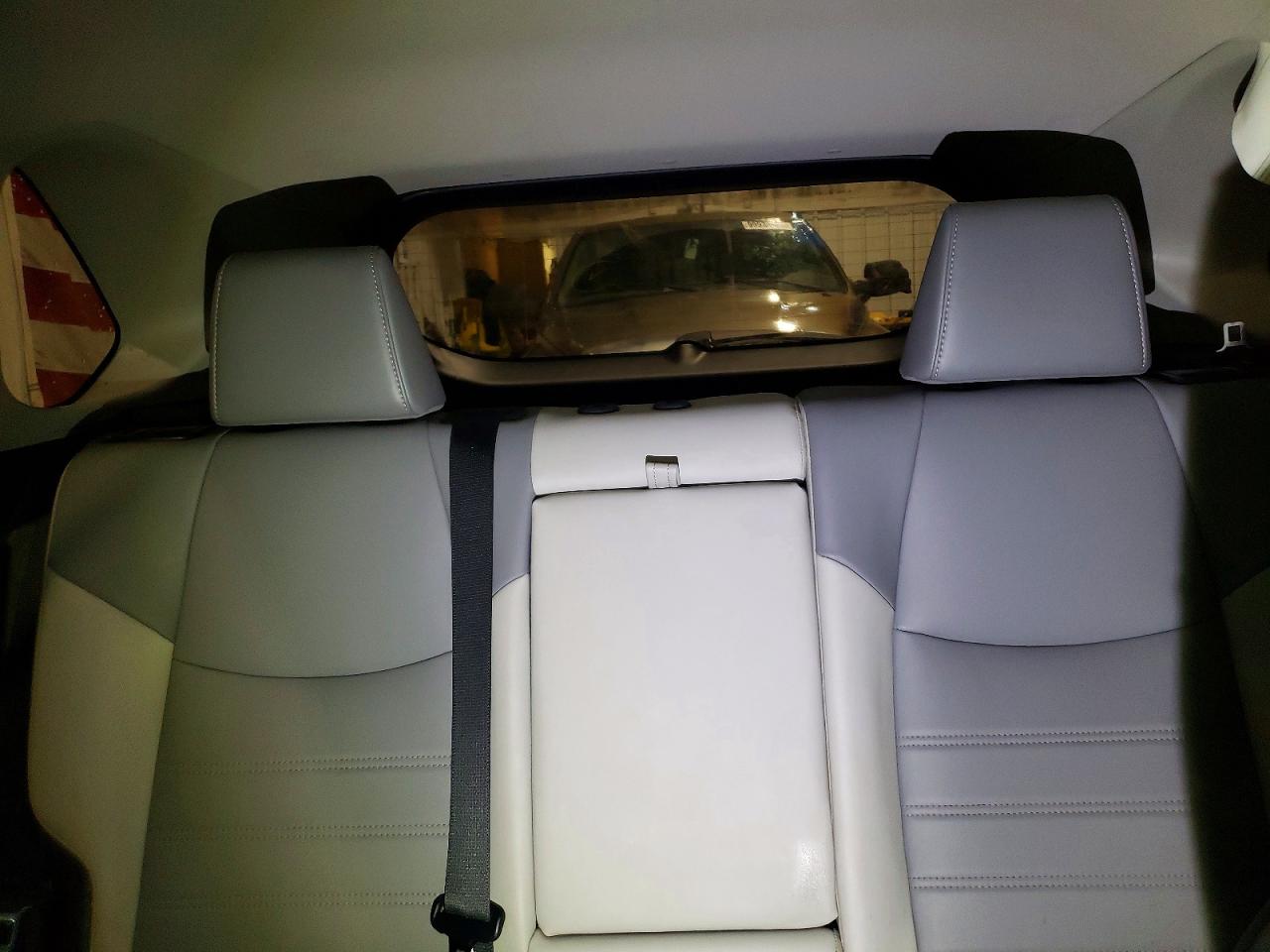 2019 TOYOTA RAV4 XLE PREMIUM photo 10