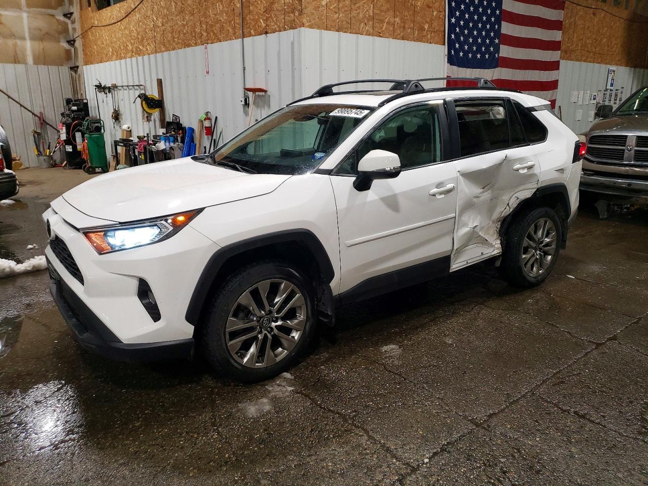 2019 TOYOTA RAV4