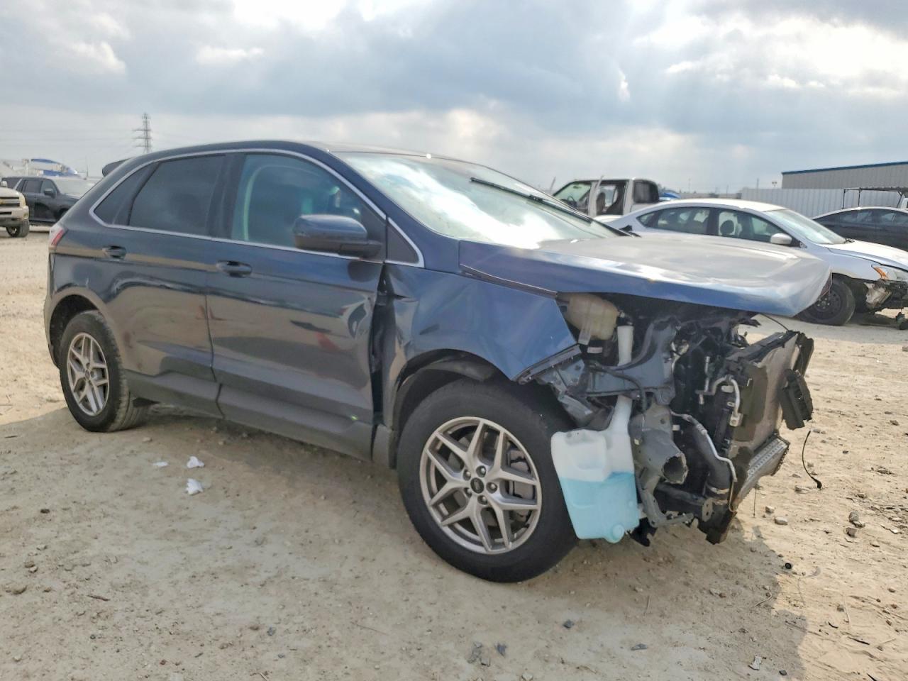 2024 FORD EDGE SEL photo 4