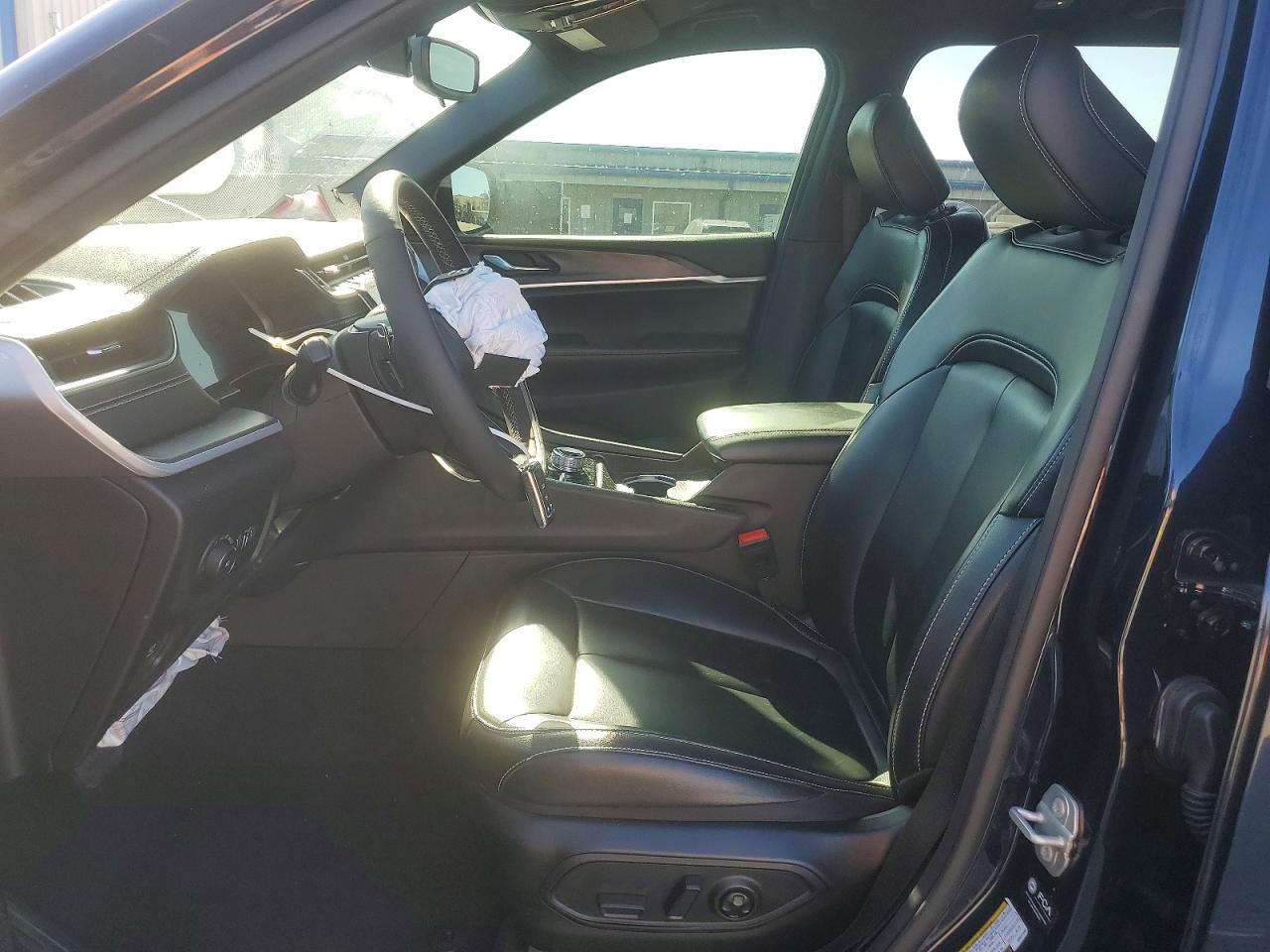 2024 JEEP GRAND CHEROKEE L LIMITED photo 7