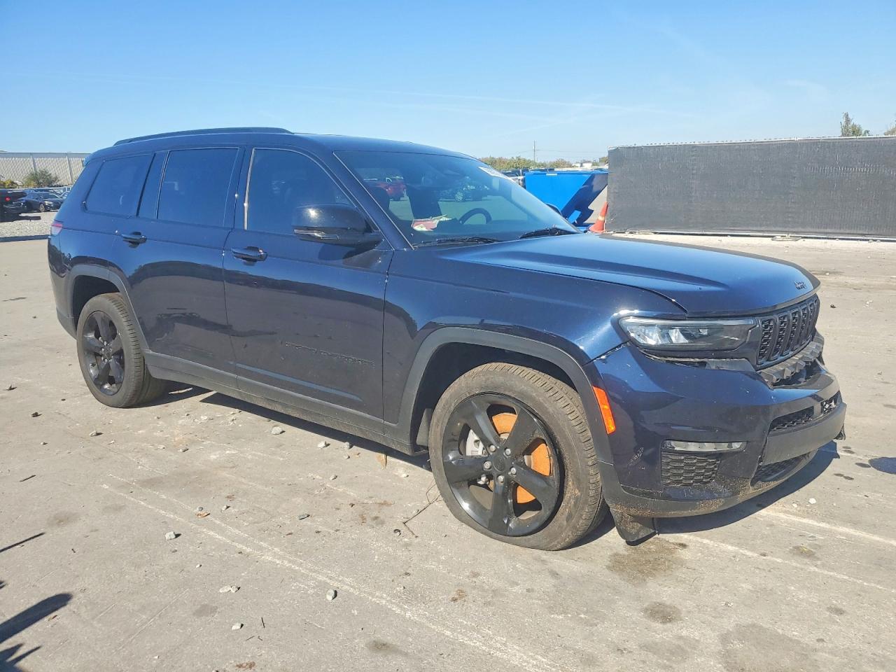 2024 JEEP GRAND CHEROKEE L LIMITED photo 4
