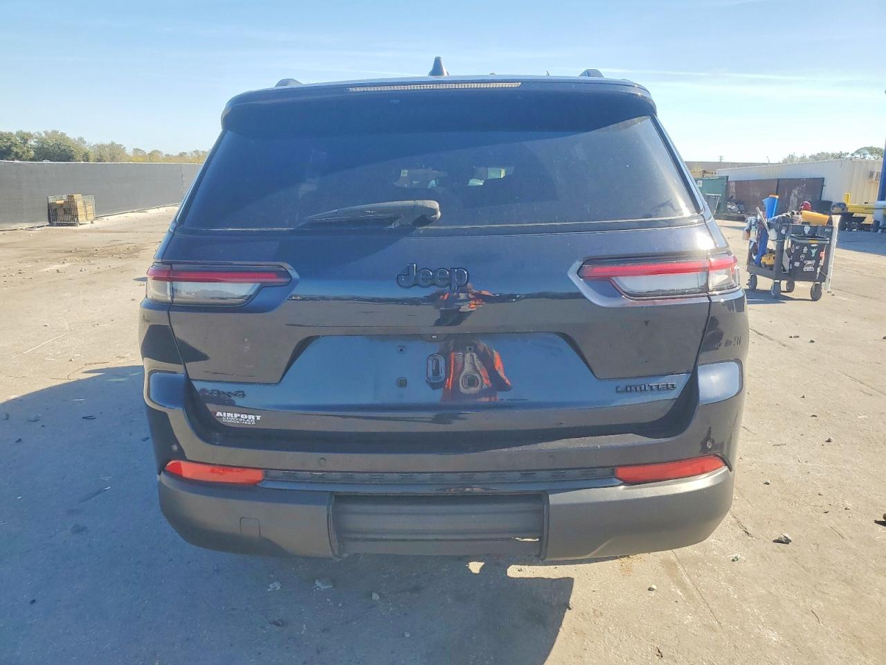 2024 JEEP GRAND CHEROKEE L LIMITED photo 6