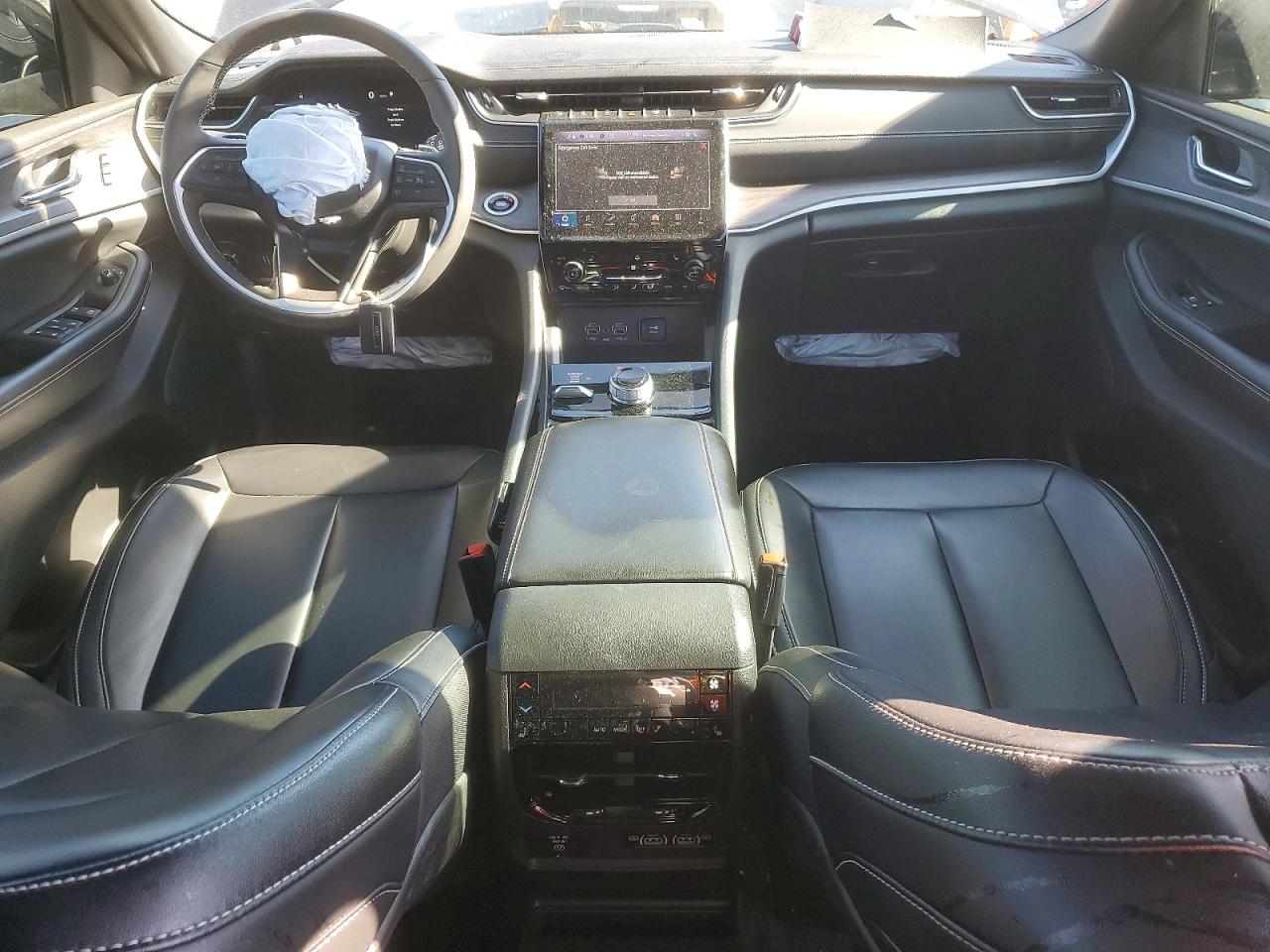 2024 JEEP GRAND CHEROKEE L LIMITED photo 8
