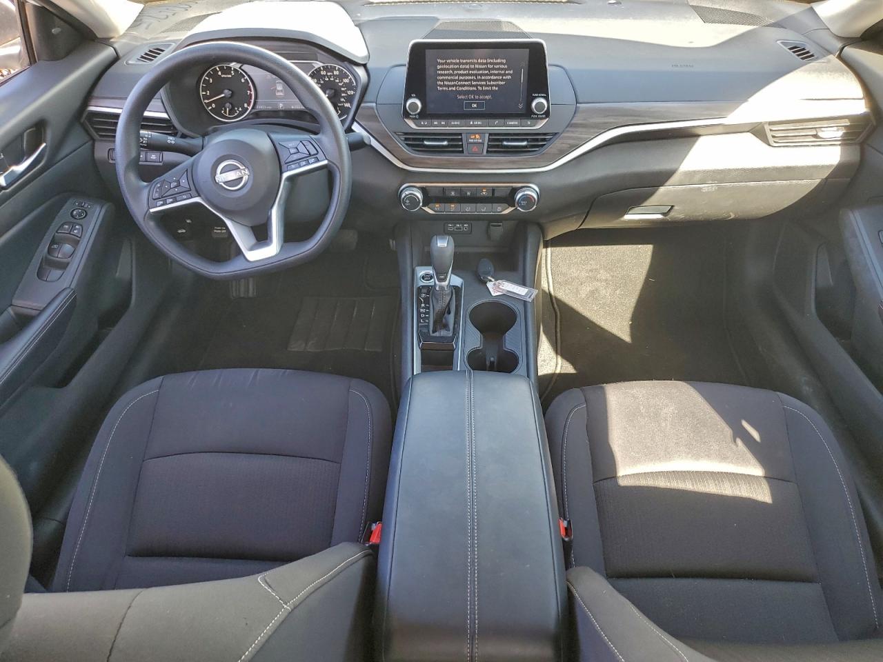 2025 NISSAN ALTIMA SV photo 8