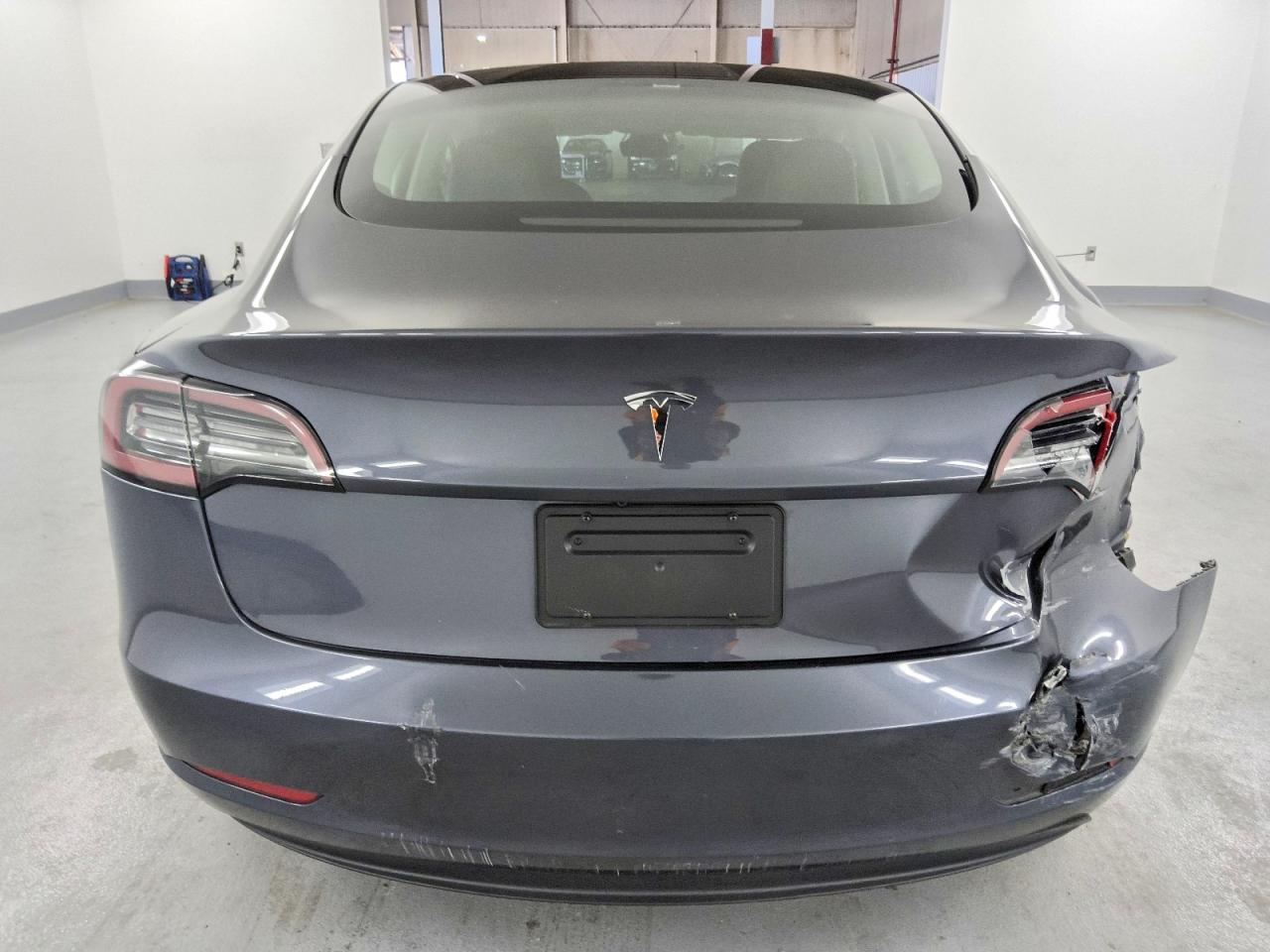 2023 TESLA MODEL 3 photo 6