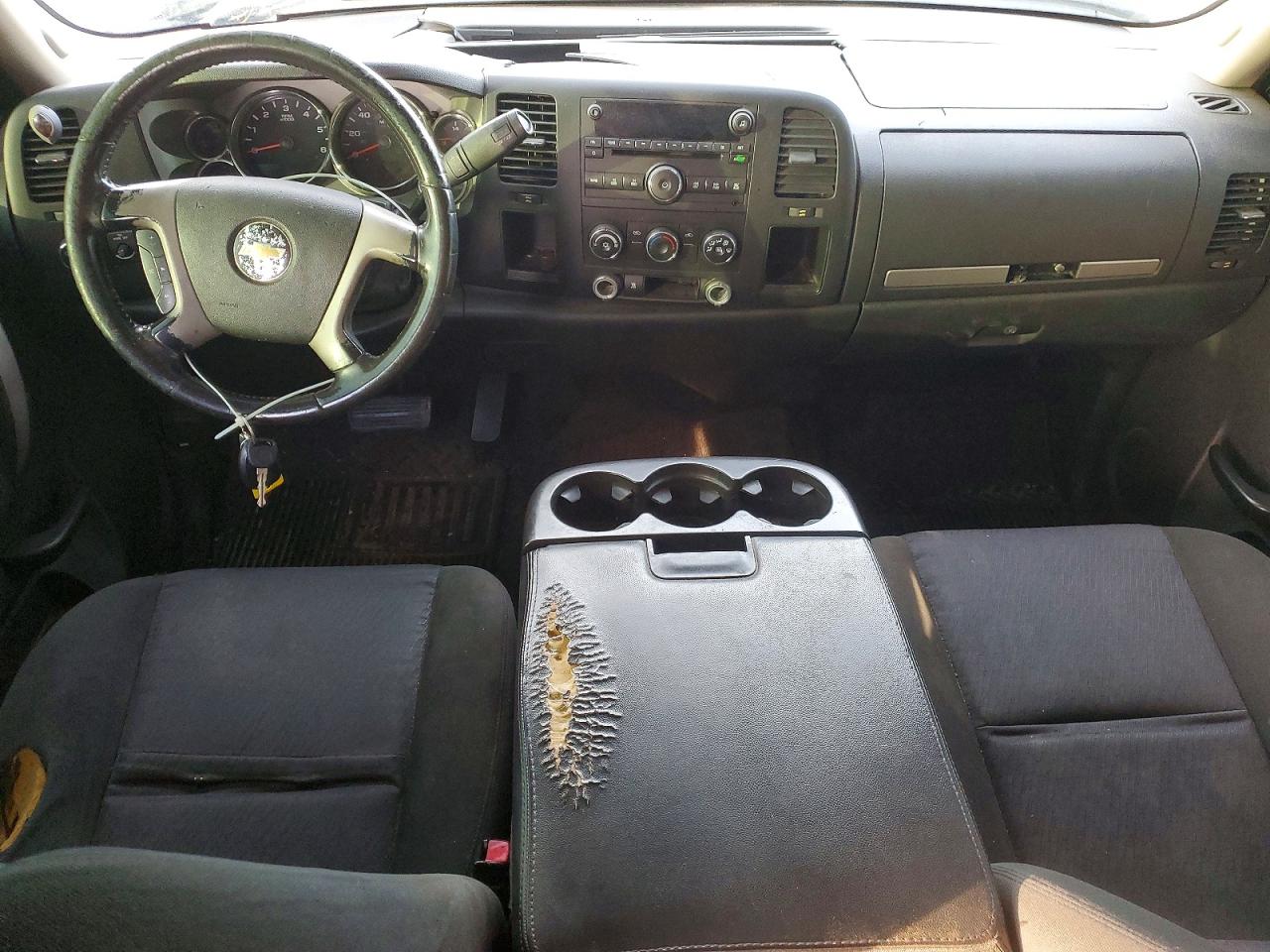 2010 CHEVROLET SILVERADO C1500 LT photo 8