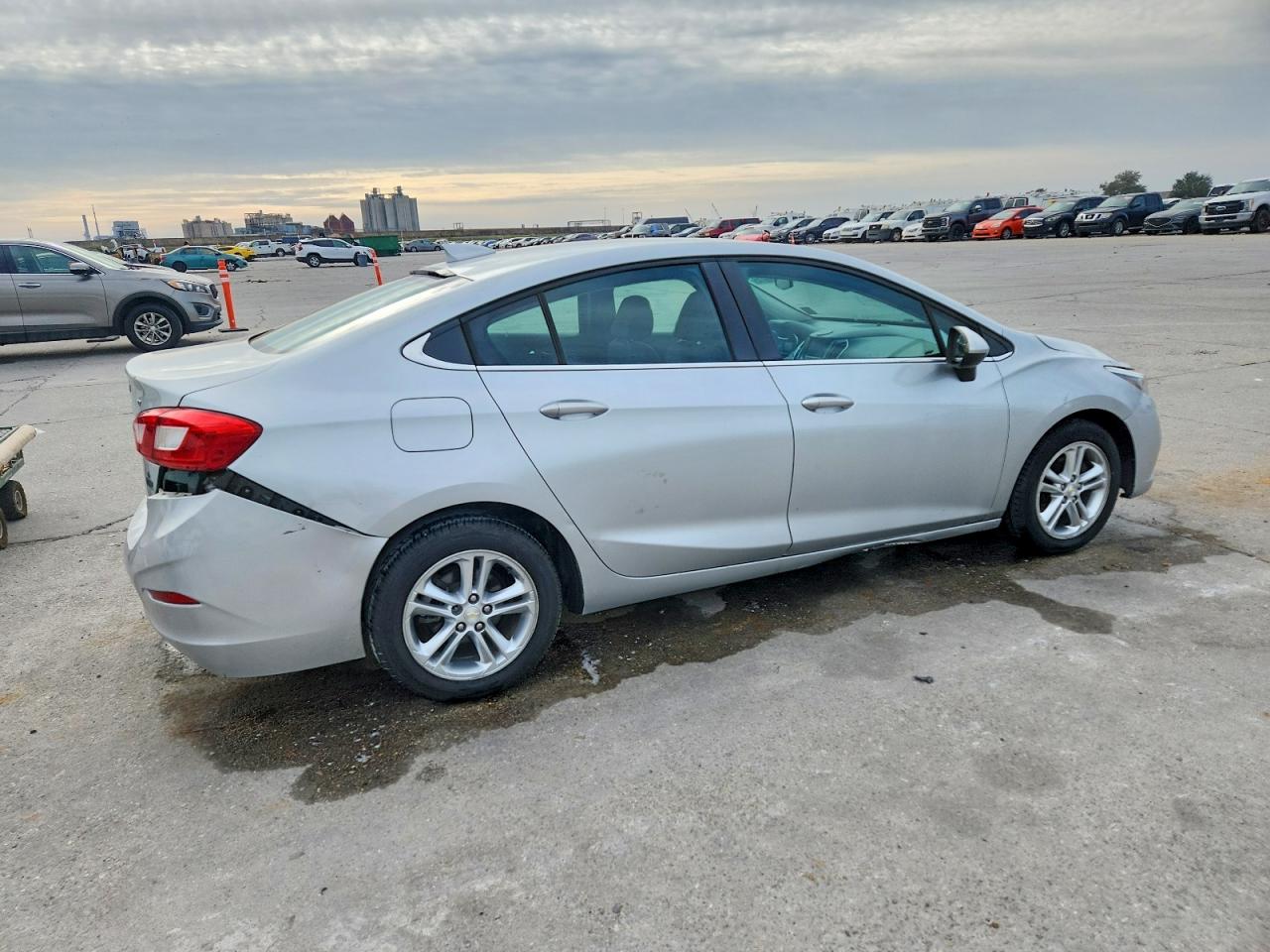 2016 CHEVROLET CRUZE LT photo 3