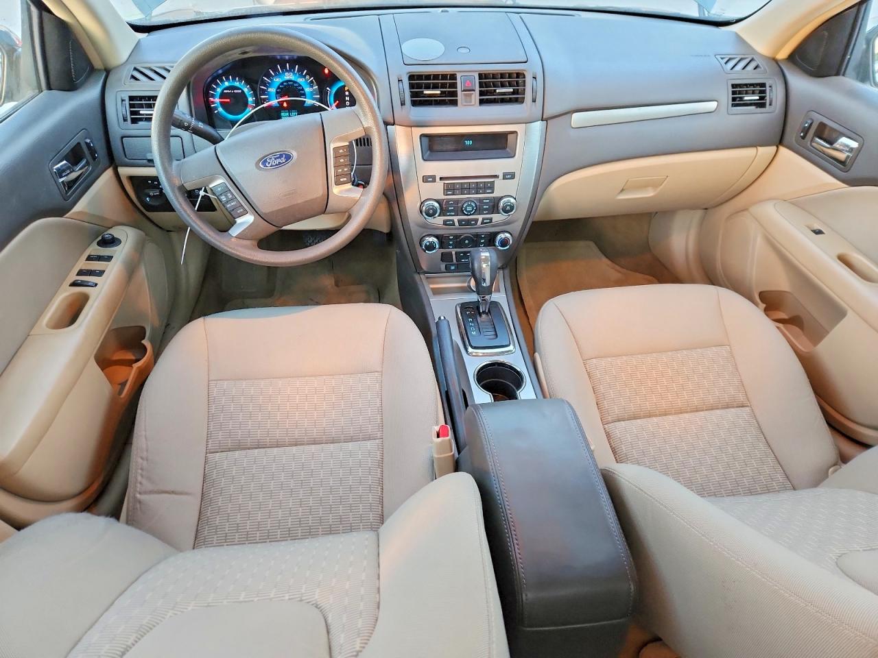 2011 FORD FUSION SE photo 8