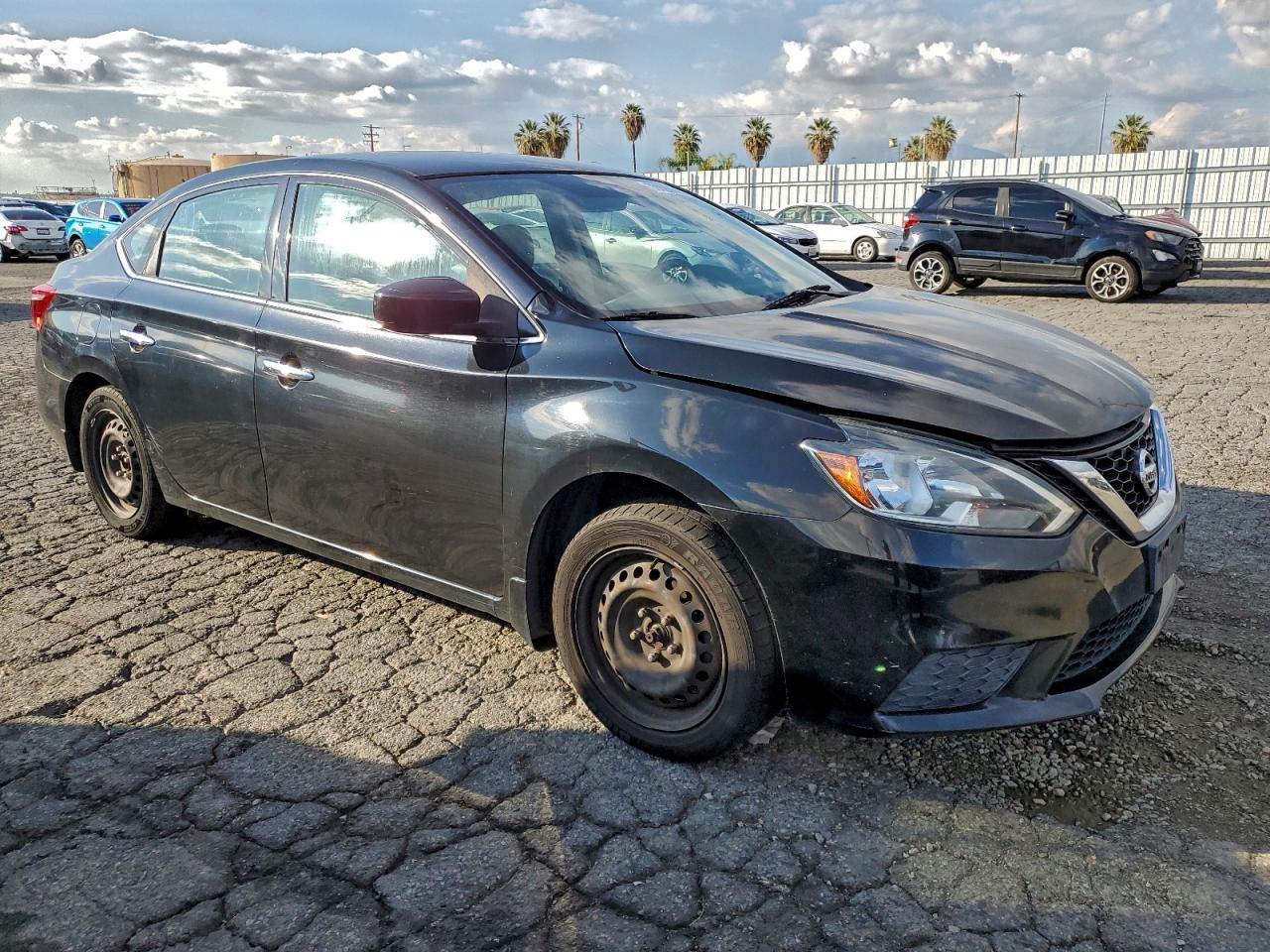 2017 NISSAN SENTRA S photo 4