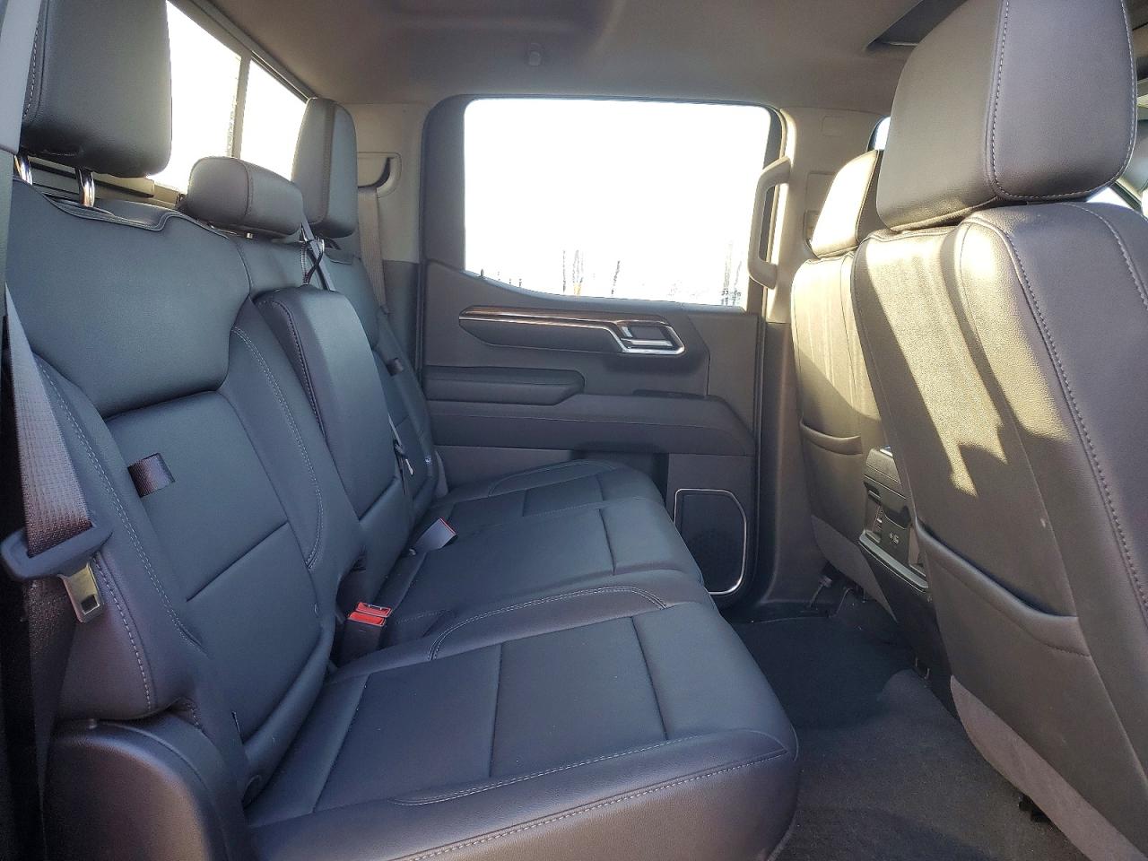 2025 CHEVROLET SILVERADO K1500 LT TRAIL BOSS photo 10