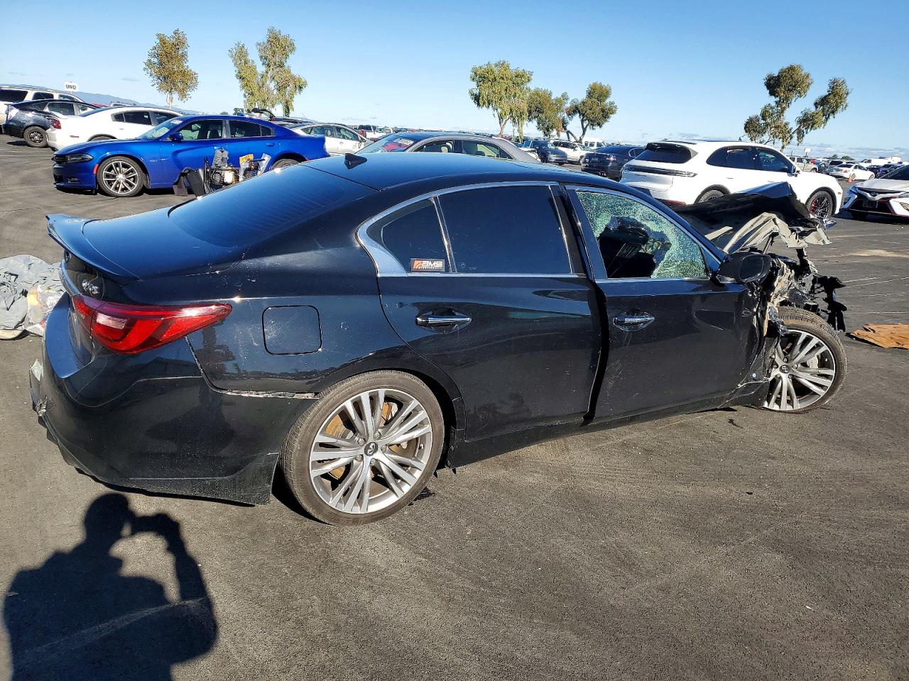 2018 INFINITI Q50 LUXE photo 3