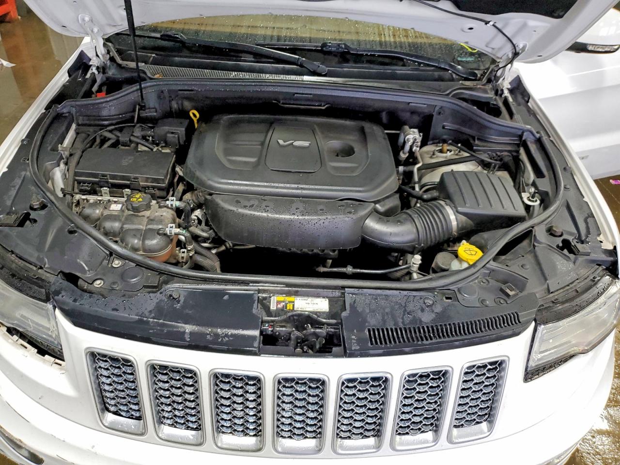 2016 JEEP GRAND CHEROKEE SUMMIT photo 11