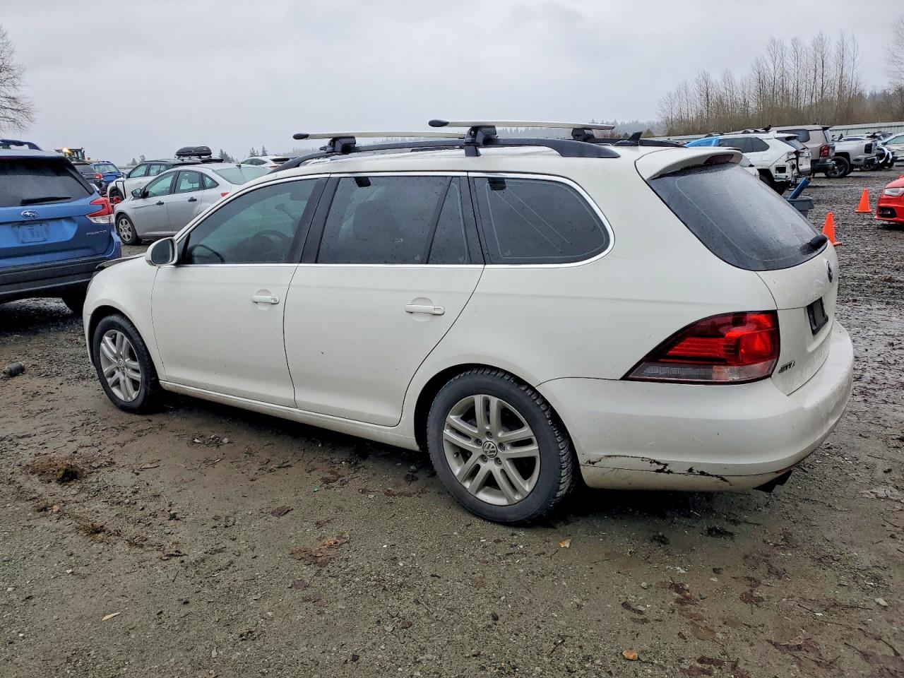 2013 VOLKSWAGEN JETTA TDI photo 2