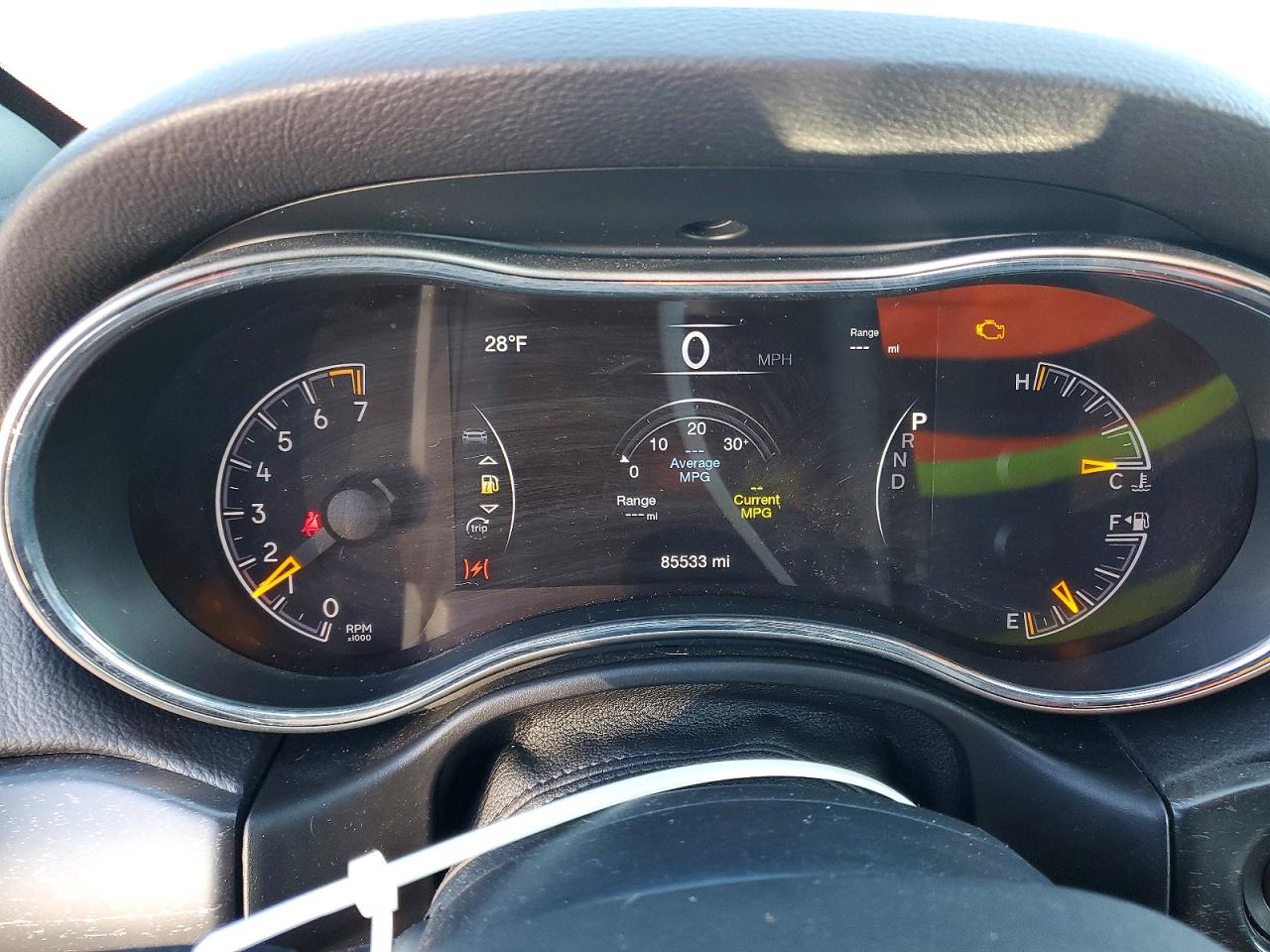 2018 JEEP GRAND CHEROKEE LAREDO photo 9