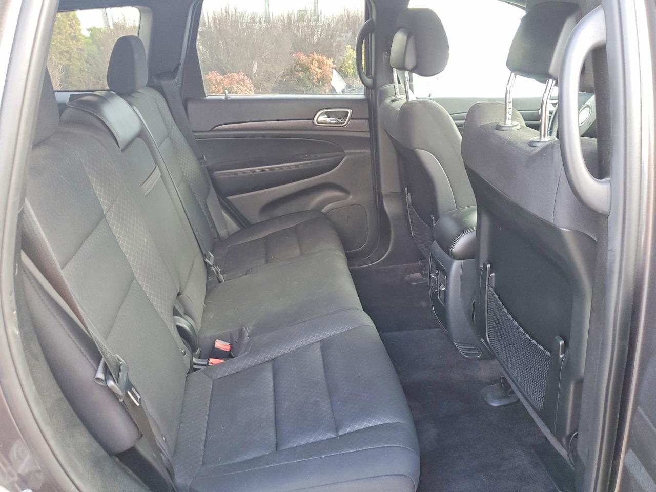 2018 JEEP GRAND CHEROKEE LAREDO photo 11