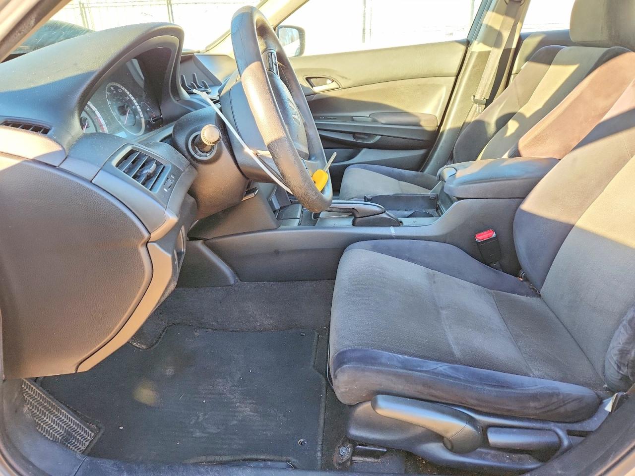 2009 HONDA ACCORD LX photo 7