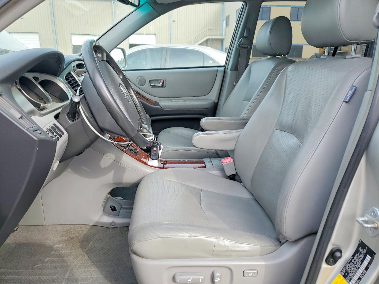 2007 TOYOTA HIGHLANDER SPORT photo 7