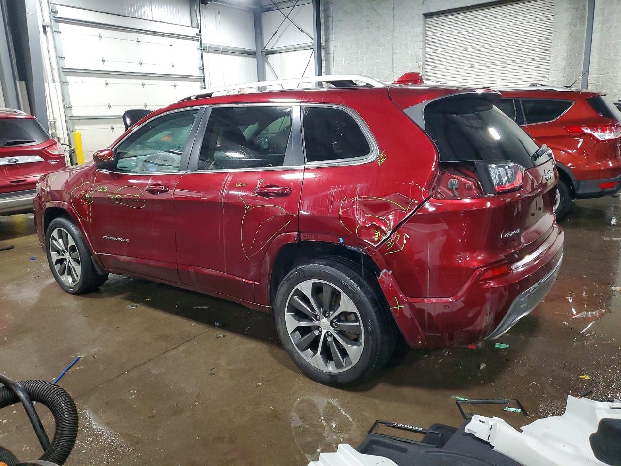 2019 JEEP CHEROKEE OVERLAND photo 2