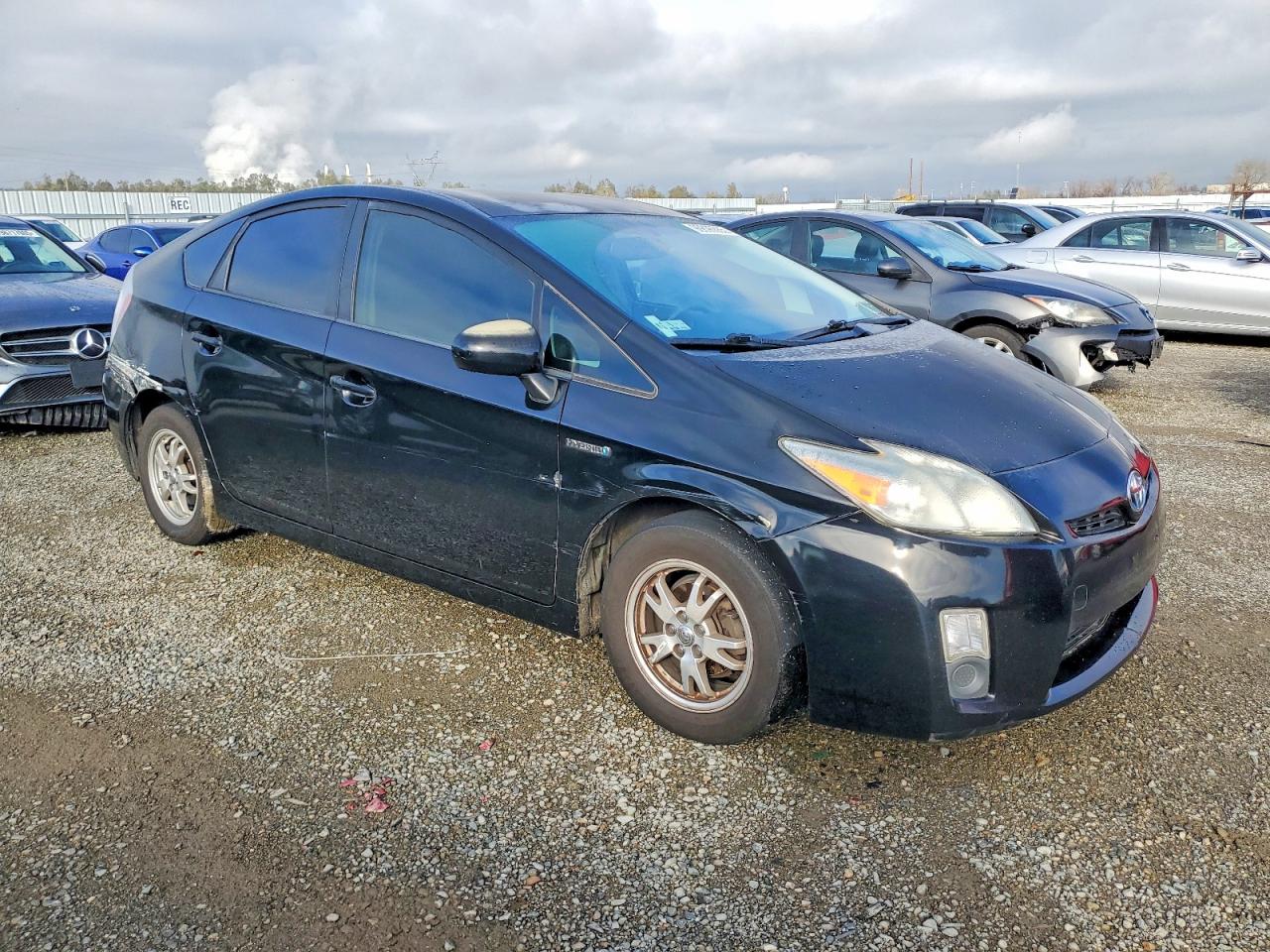 2010 TOYOTA PRIUS photo 10