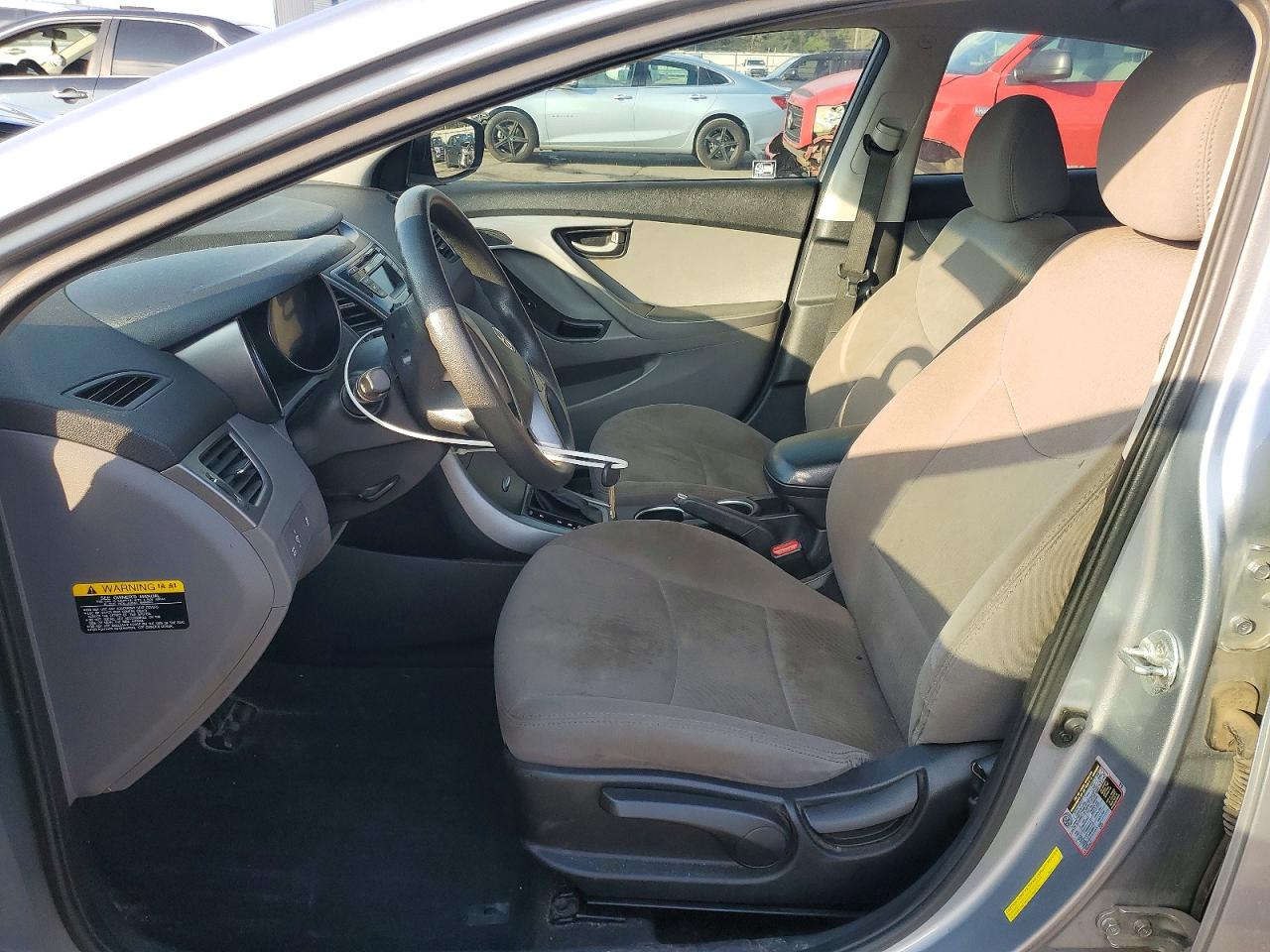 2016 HYUNDAI ELANTRA SE photo 7