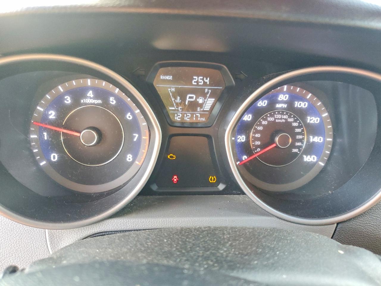 2016 HYUNDAI ELANTRA SE photo 9
