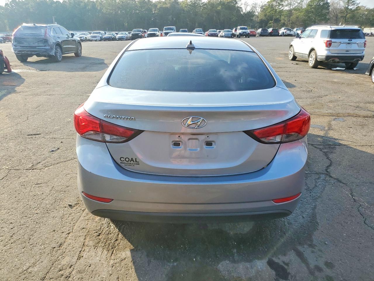 2016 HYUNDAI ELANTRA SE photo 6
