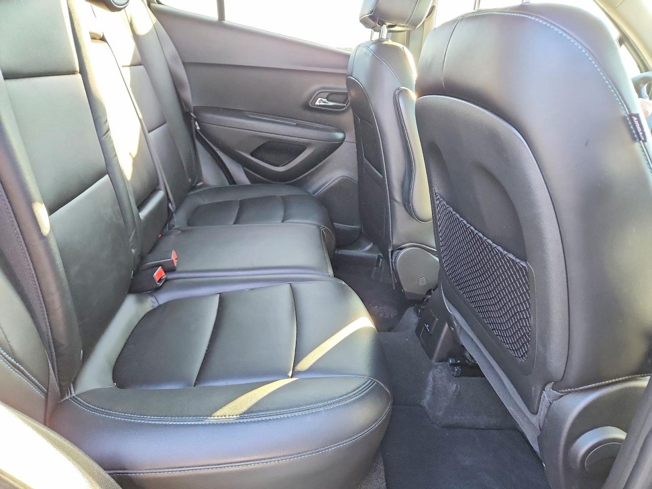 2015 CHEVROLET TRAX LTZ photo 11