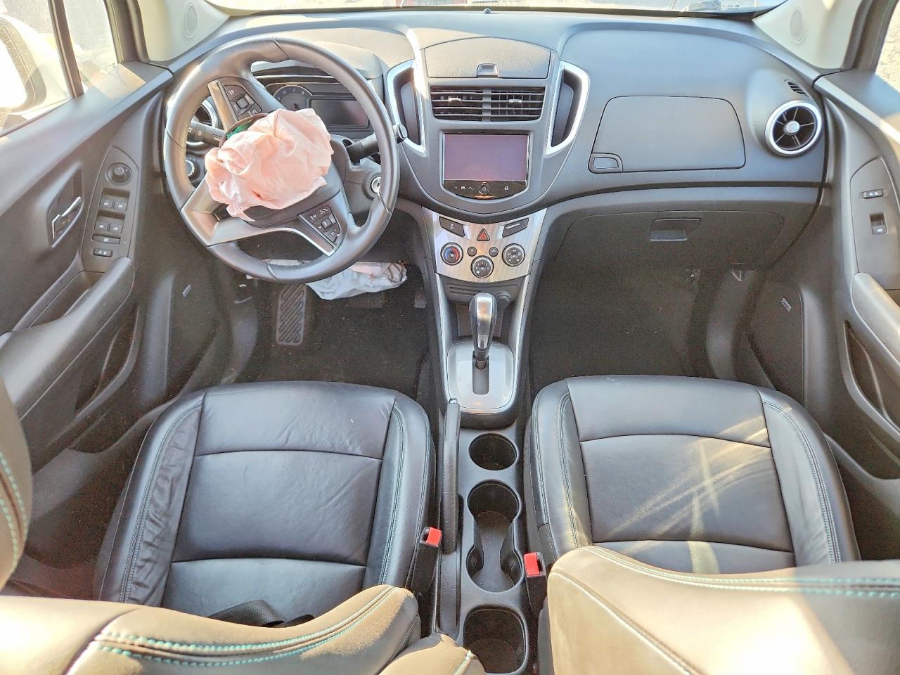 2015 CHEVROLET TRAX LTZ photo 8