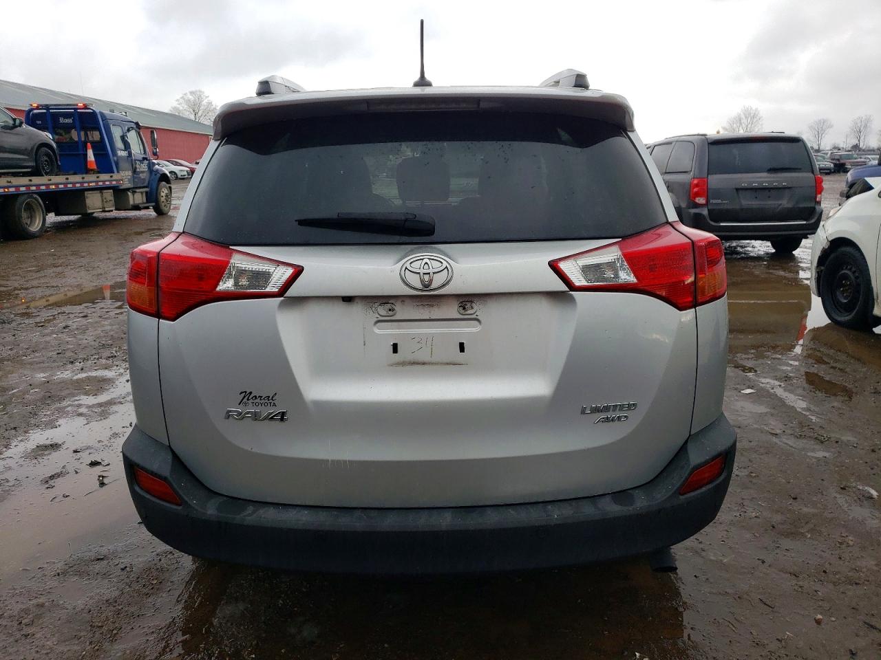 2013 TOYOTA RAV4 LIMITED photo 16
