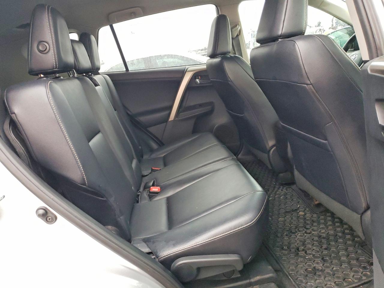 2013 TOYOTA RAV4 LIMITED photo 31