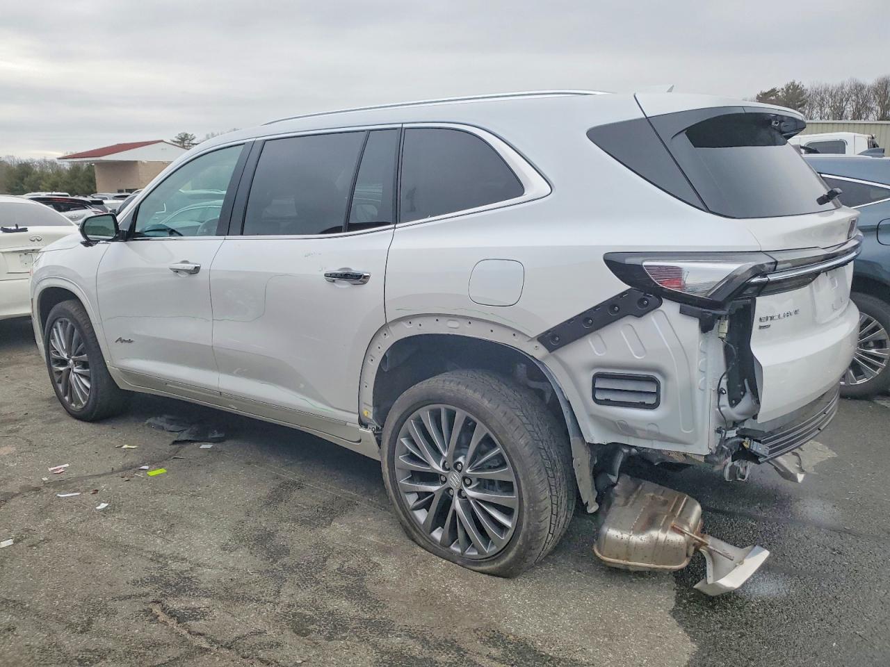 2025 BUICK ENCLAVE AVENIR photo 2