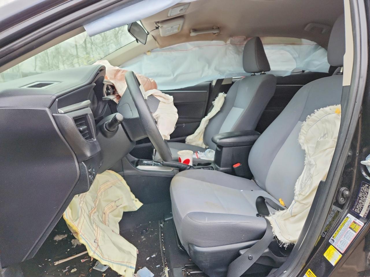 2014 TOYOTA COROLLA L photo 7