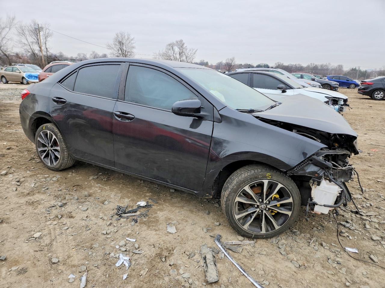 2014 TOYOTA COROLLA L photo 4