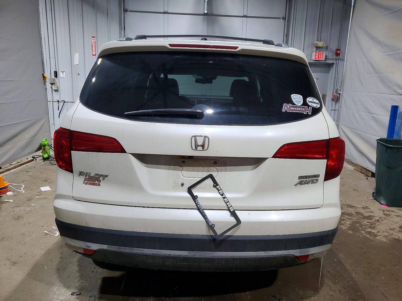 2016 HONDA PILOT TOURING photo 6
