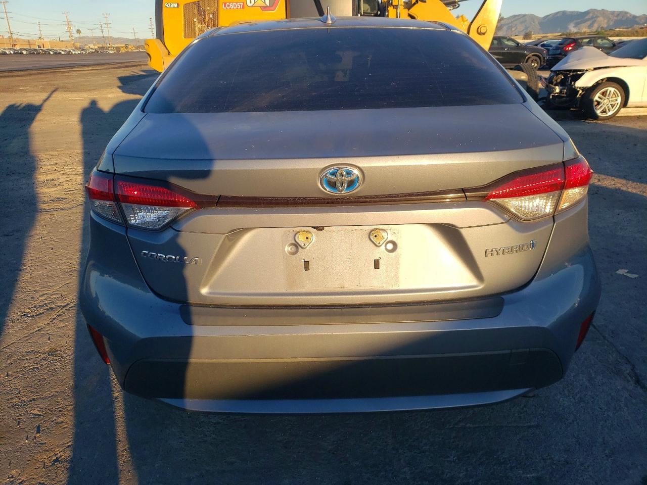 2021 TOYOTA COROLLA LE photo 11