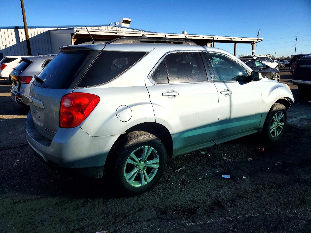 2015 CHEVROLET EQUINOX LT photo 3