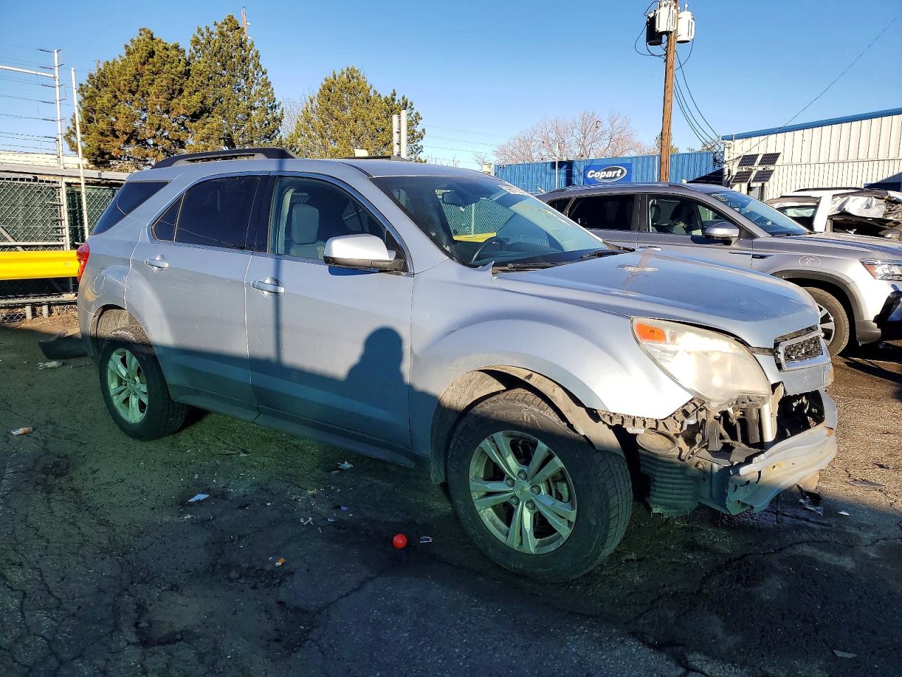 2015 CHEVROLET EQUINOX LT photo 4