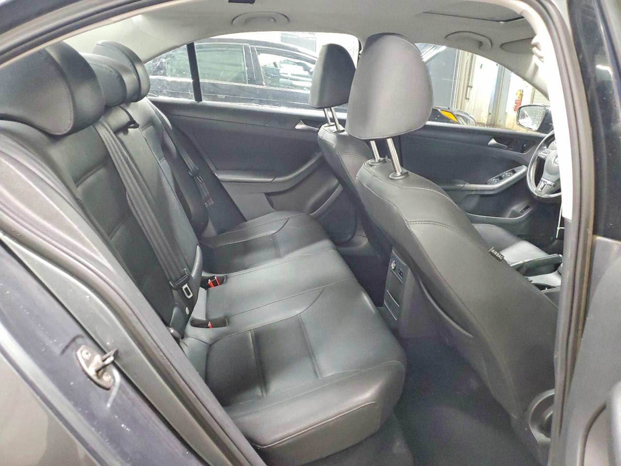 2012 VOLKSWAGEN JETTA SE photo 10