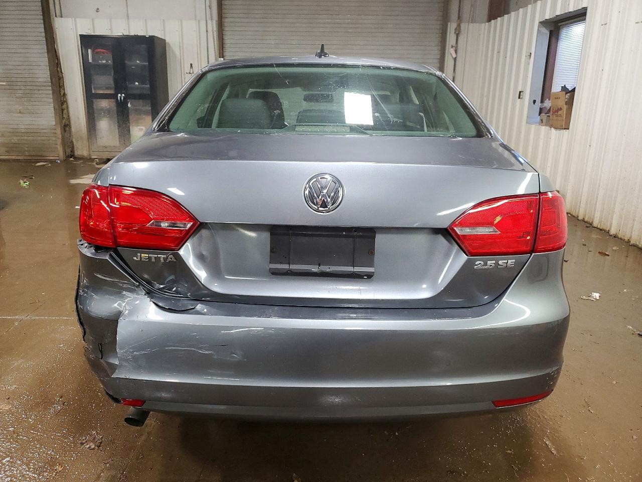 2012 VOLKSWAGEN JETTA SE photo 6
