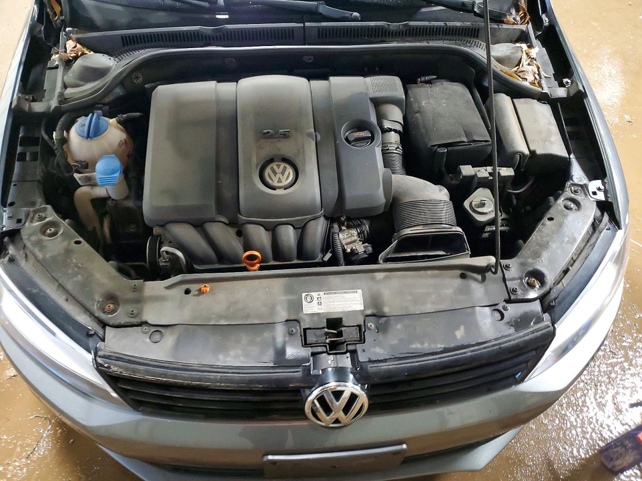 2012 VOLKSWAGEN JETTA SE photo 11