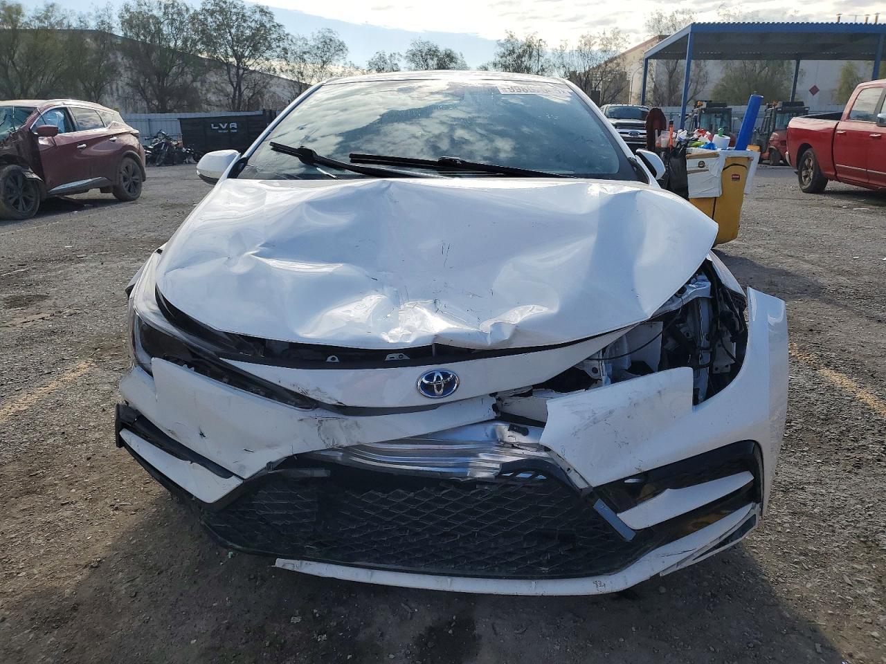 2023 TOYOTA COROLLA LE photo 5