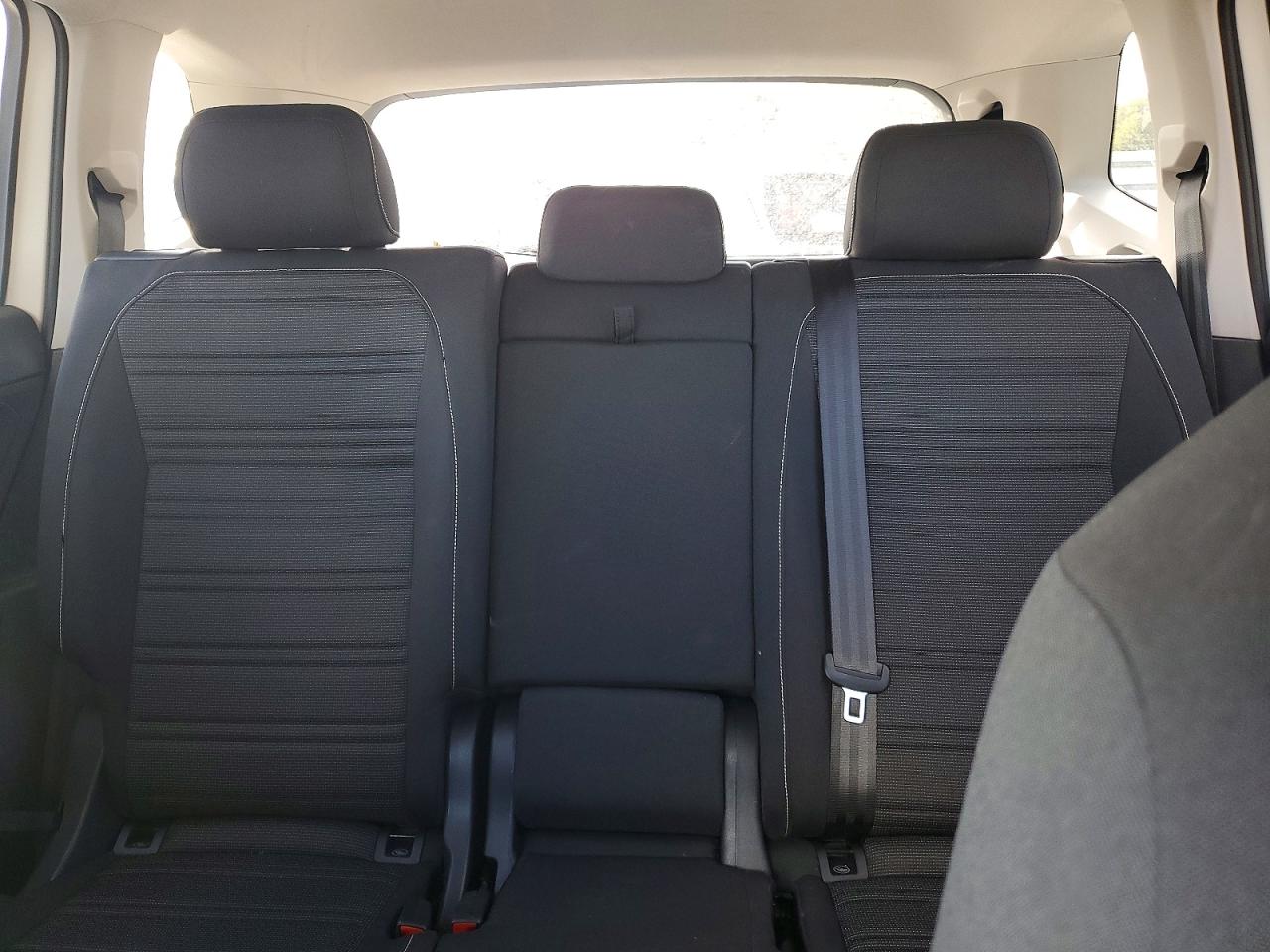 2024 VOLKSWAGEN TIGUAN photo 19