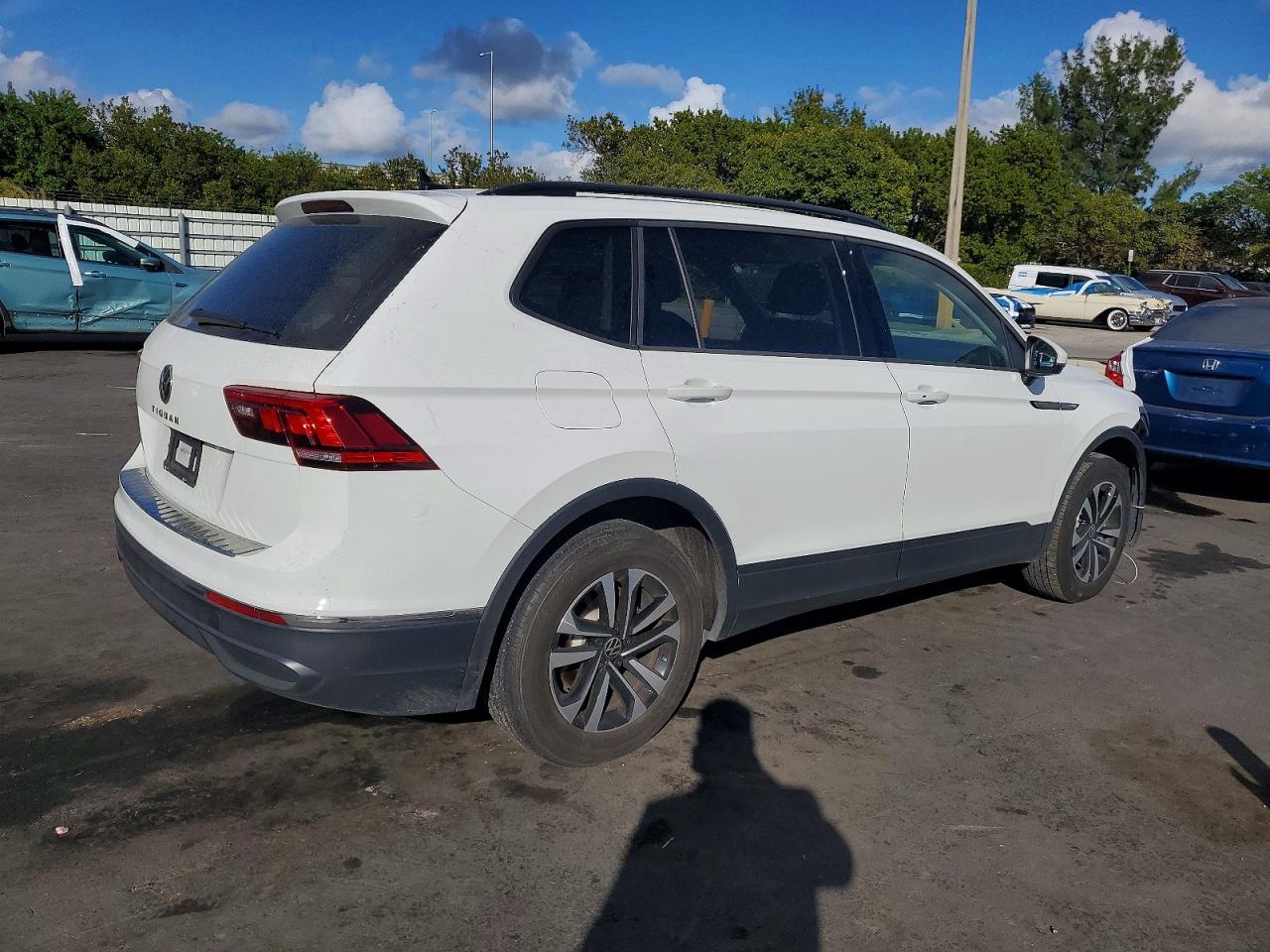 2024 VOLKSWAGEN TIGUAN photo 5