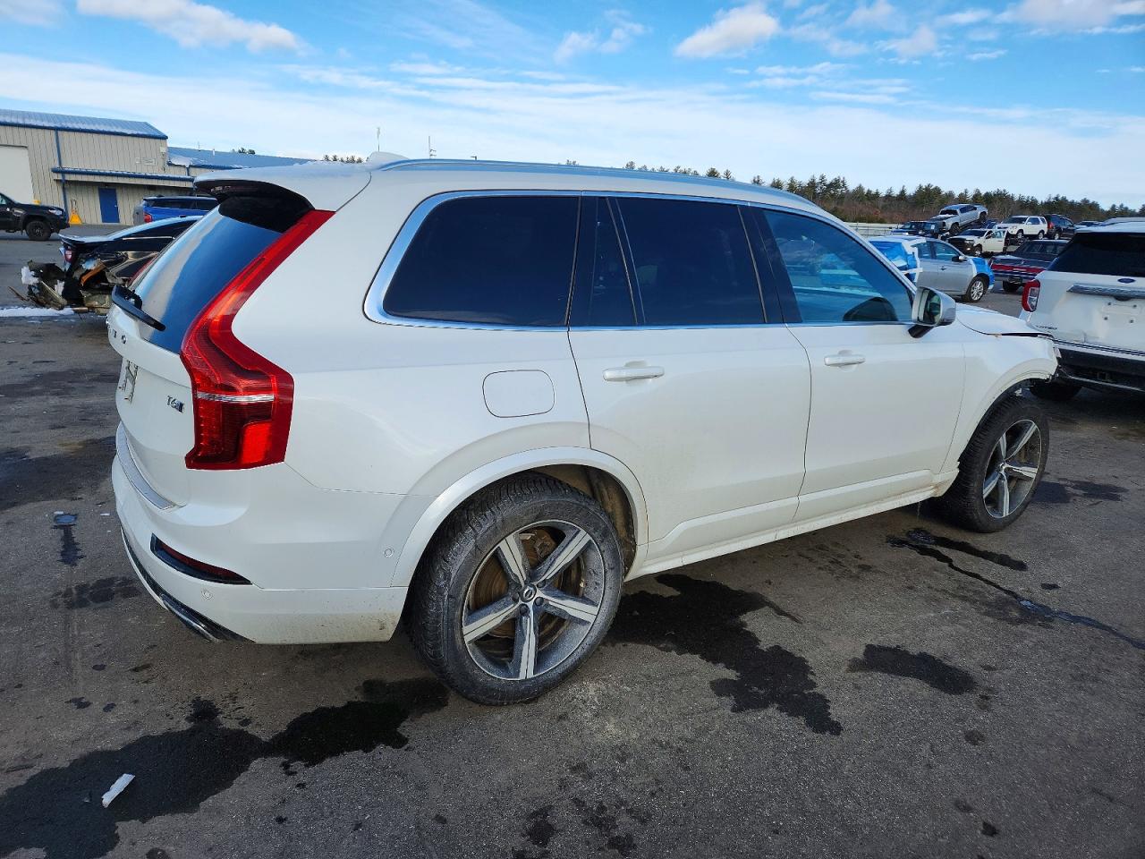 2019 VOLVO XC90 T6 R-DESIGN photo 3