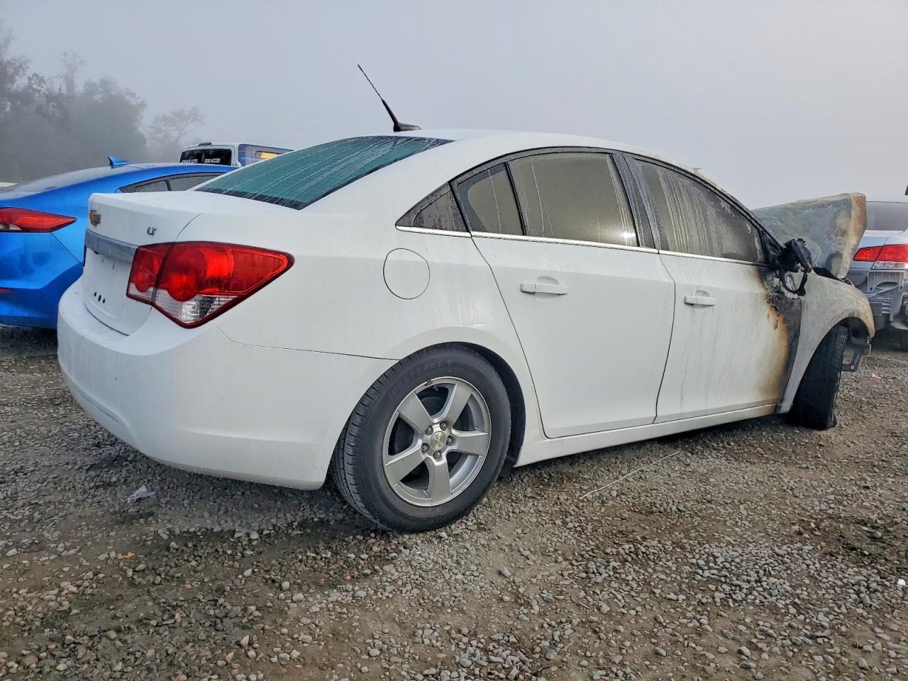 2014 CHEVROLET CRUZE LT photo 3