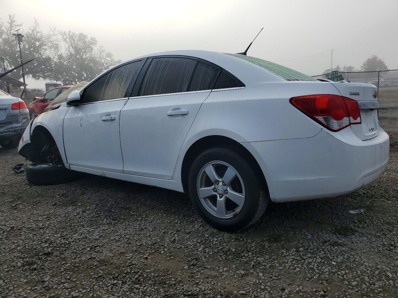 2014 CHEVROLET CRUZE LT photo 2