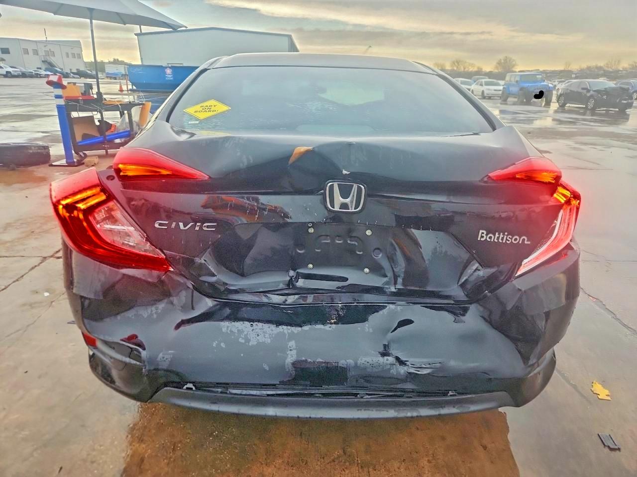 2016 HONDA CIVIC LX photo 6