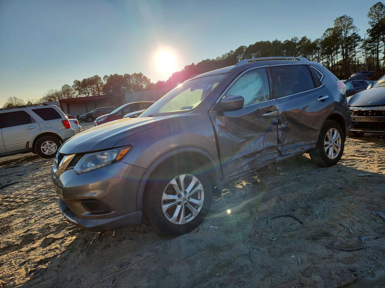 2016 NISSAN ROGUE